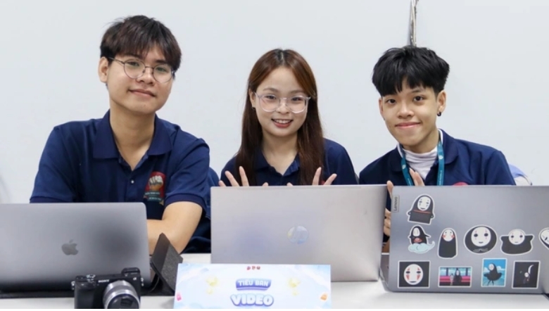 9 Cara Sistem Sekolah Tanpa Sadar Membentuk Pola Takut Gagal